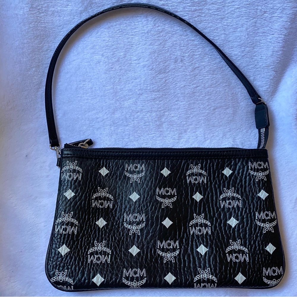 MCM Visetos Signature Logo Small Clutch Pouch Wristlet Purse Black & White